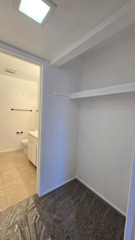 4917 N 73rd Street Apt 17, Scottsdale, AZ 85251