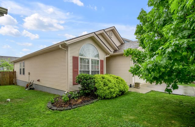 116 Sturbridge Lane, Winchester, KY 40391