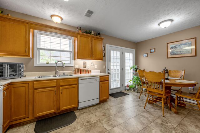 116 Sturbridge Lane, Winchester, KY 40391