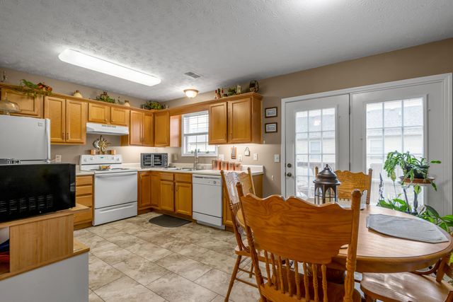 116 Sturbridge Lane, Winchester, KY 40391