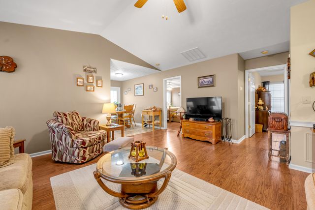 116 Sturbridge Lane, Winchester, KY 40391