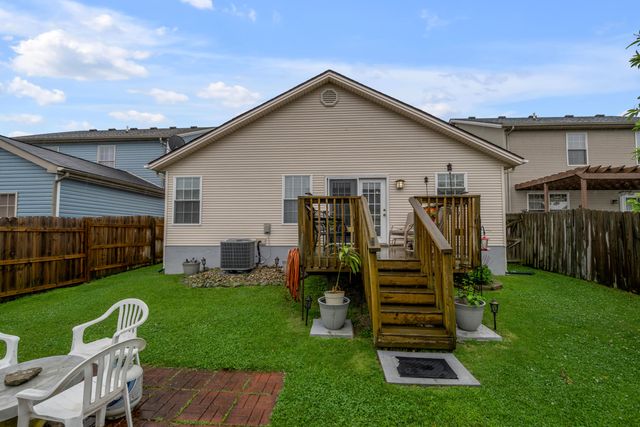 116 Sturbridge Lane, Winchester, KY 40391