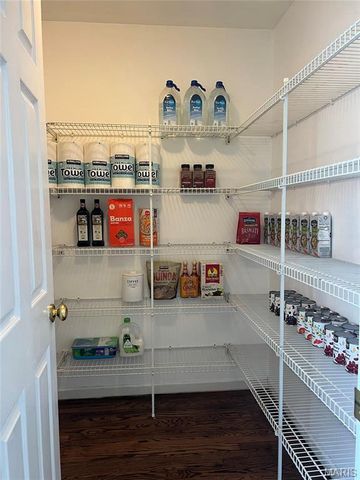 765 Turrentine Trail, Creve Coeur, MO 63141