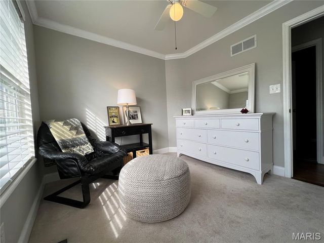 765 Turrentine Trail, Creve Coeur, MO 63141