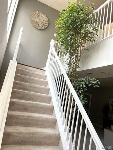 765 Turrentine Trail, Creve Coeur, MO 63141