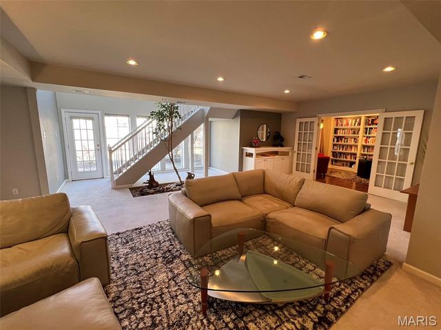 765 Turrentine Trail, Creve Coeur, MO 63141