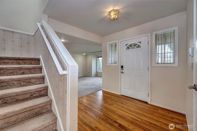 637 Washington Place SW, Mukilteo, WA 98275