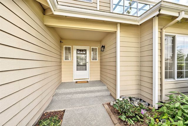 637 Washington Place SW, Mukilteo, WA 98275