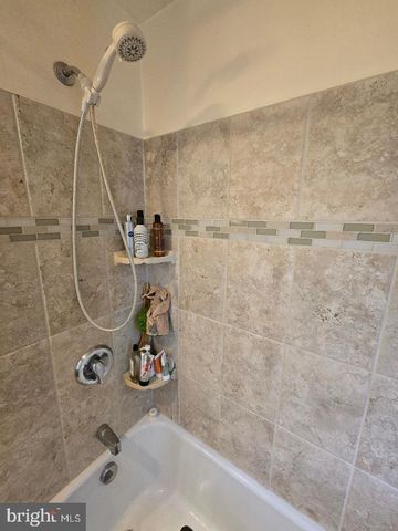 201 S BARBARA ST, Mount Joy, PA 17552