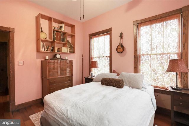 1052 OPEQUON LN, Kearneysville, WV 25430