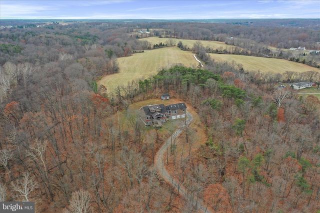 1052 OPEQUON LN, Kearneysville, WV 25430