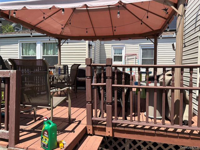 2486 Natta Boulevard, Bellmore, NY 11710