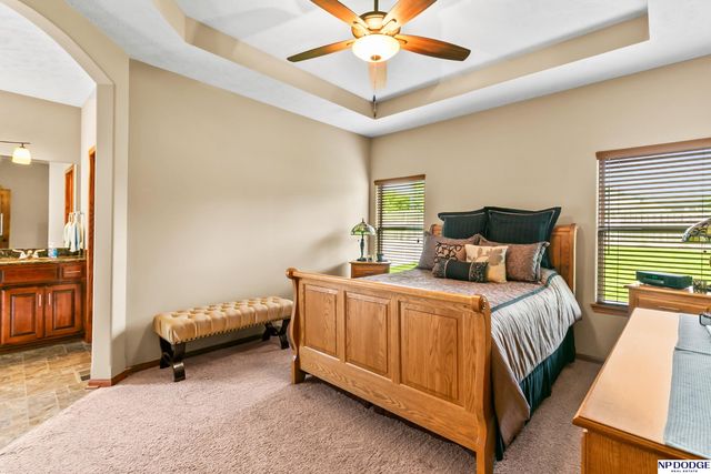 16318 R Street, Omaha, NE 68135