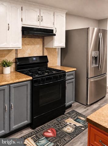 13825 MOUNTAIN VIEW DR, Spotsylvania, VA 22553