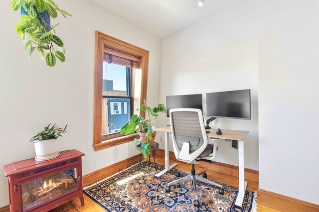 43 Russell St 3, Boston, MA 02129