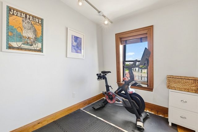 43 Russell St 3, Boston, MA 02129