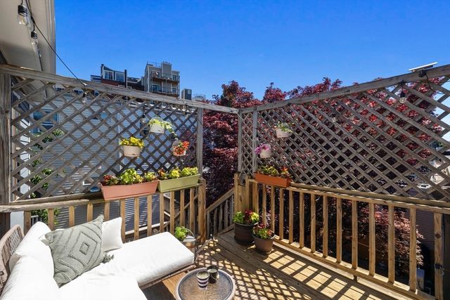 43 Russell St 3, Boston, MA 02129