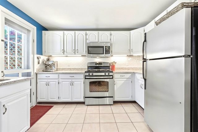 43 Russell St 3, Boston, MA 02129