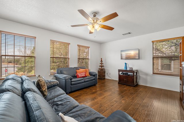 2450 Rogers Loop, San Antonio, TX 78258