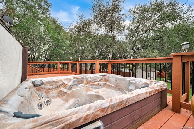 2450 Rogers Loop, San Antonio, TX 78258