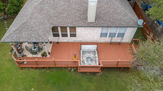 2450 Rogers Loop, San Antonio, TX 78258
