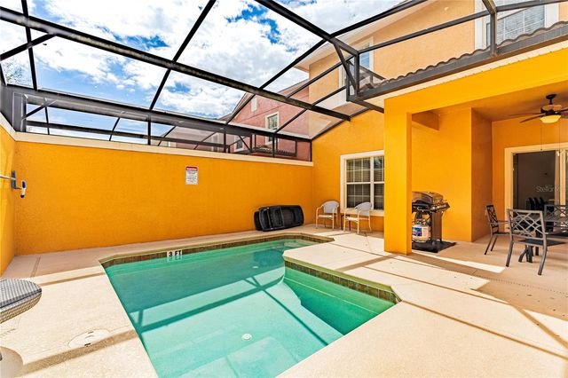 2951 BANANA PALM DR DRIVE, Kissimmee, FL 34747