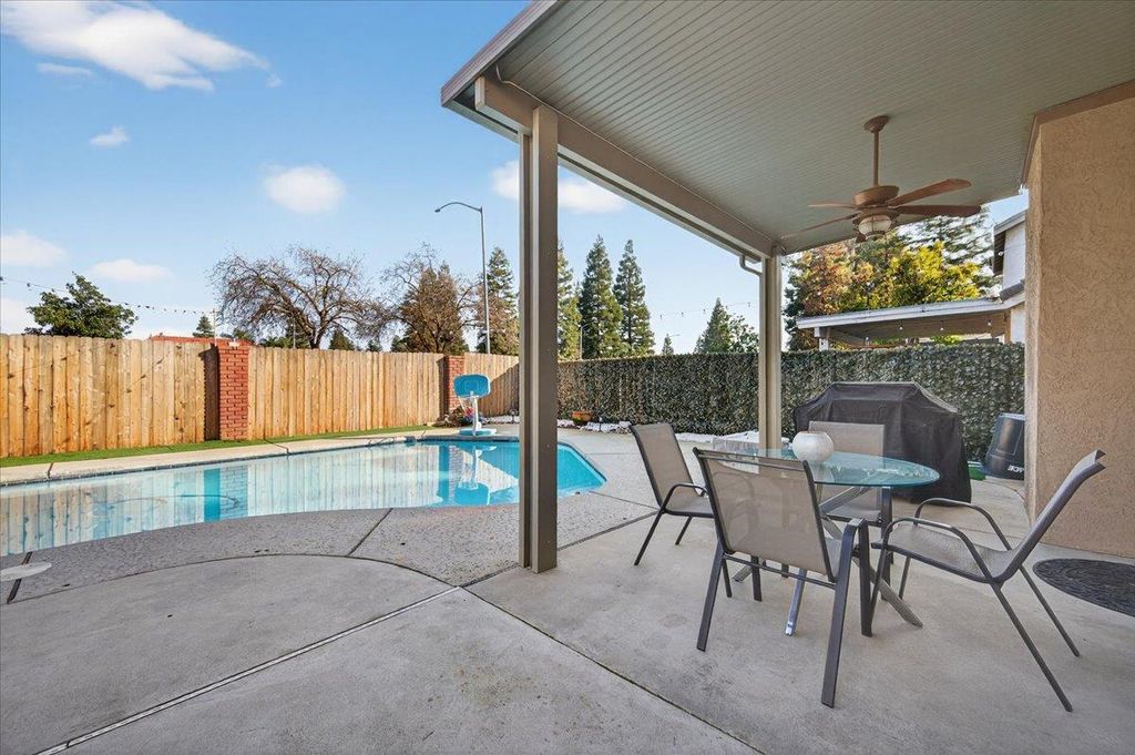 Image 45 of property listing at 8416 N Sharon Avenue, Fresno, CA 93720