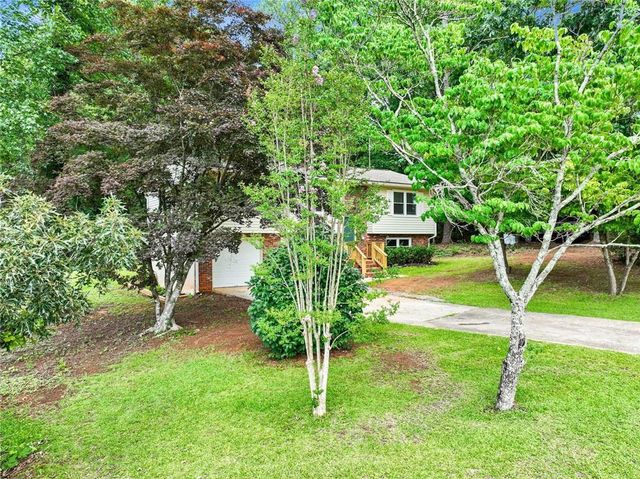 8115 Rivertown Road, Fairburn, GA 30213