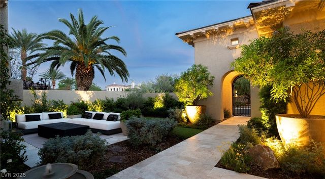 10204 Orkiney Drive, Las Vegas, NV 89144