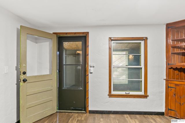 2006 Harlan Drive, Bellevue, NE 68005