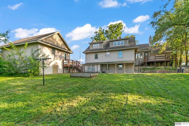 2006 Harlan Drive, Bellevue, NE 68005