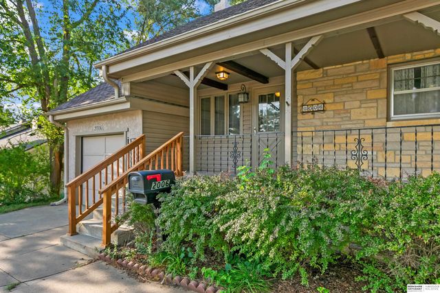 2006 Harlan Drive, Bellevue, NE 68005