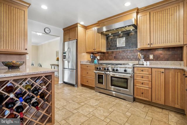 8435 CHERRY VALLEY LN, Alexandria, VA 22309