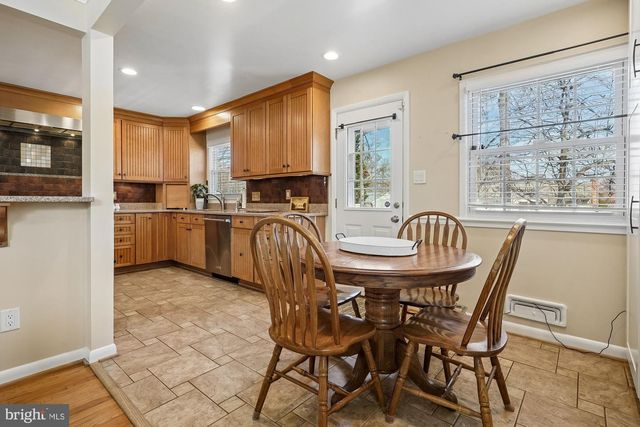 8435 CHERRY VALLEY LN, Alexandria, VA 22309