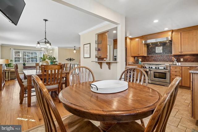 8435 CHERRY VALLEY LN, Alexandria, VA 22309