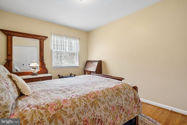 8435 CHERRY VALLEY LN, Alexandria, VA 22309