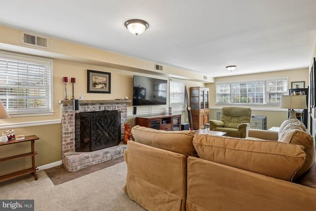 8435 CHERRY VALLEY LN, Alexandria, VA 22309