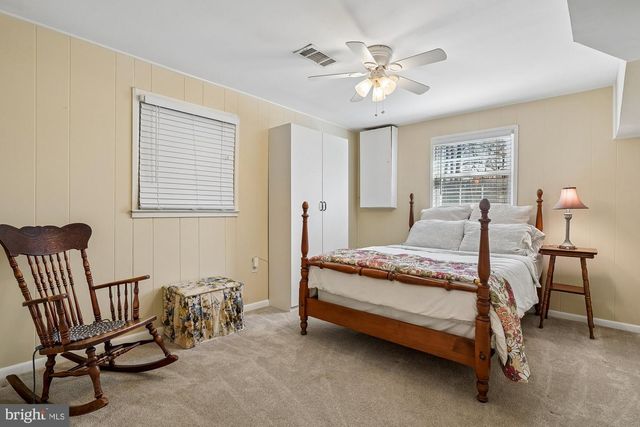 8435 CHERRY VALLEY LN, Alexandria, VA 22309