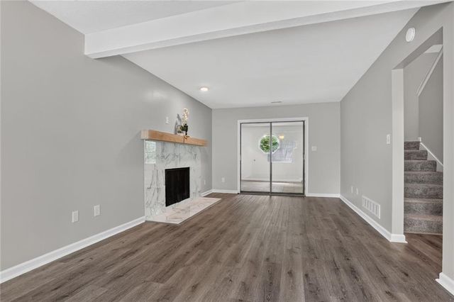 228 Deerfield Lane, Lawrence, KS 66049