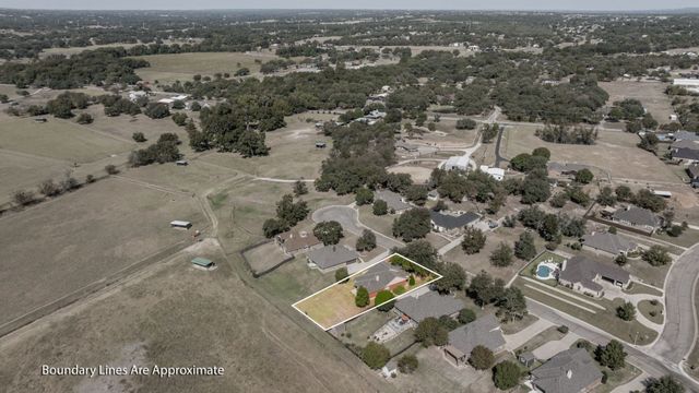 2045 Mason Pond Drive, Weatherford, TX 76085