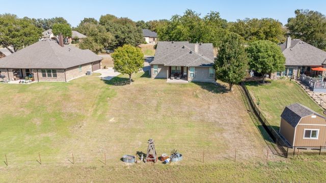 2045 Mason Pond Drive, Weatherford, TX 76085