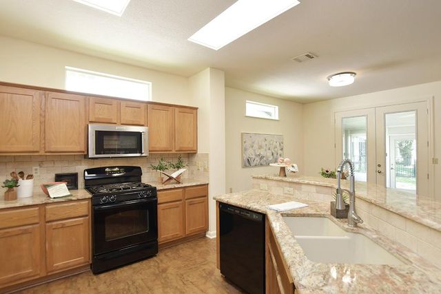 118 Bronco DR, Georgetown, TX 78633