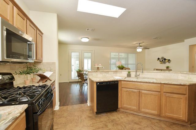118 Bronco DR, Georgetown, TX 78633