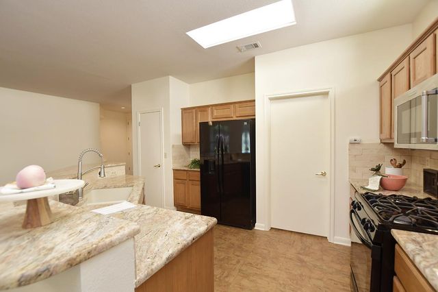 118 Bronco DR, Georgetown, TX 78633