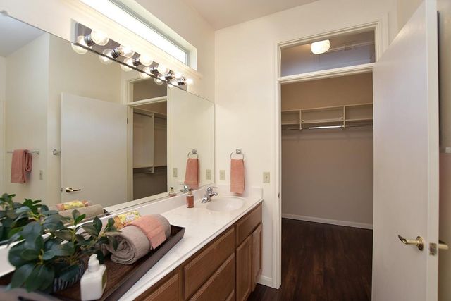 118 Bronco DR, Georgetown, TX 78633