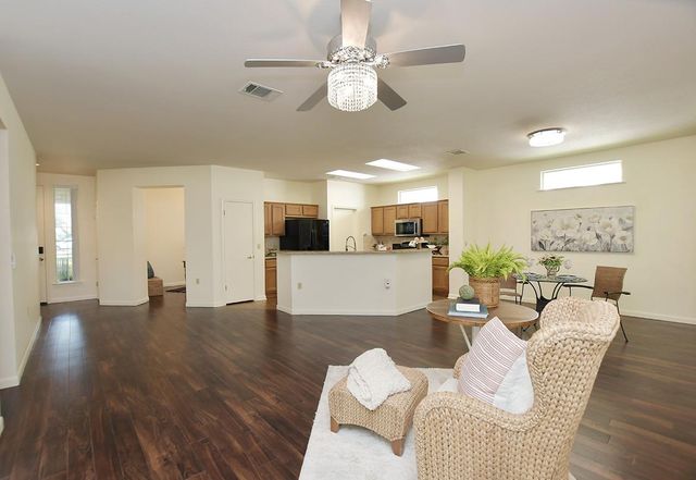 118 Bronco DR, Georgetown, TX 78633