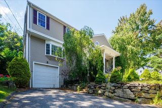 9 Ansonia Rd A, Worcester, MA 01605