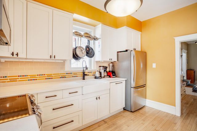 156 Arthur Avenue SE, Minneapolis, MN 55414