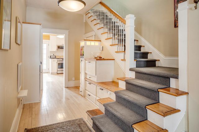 156 Arthur Avenue SE, Minneapolis, MN 55414