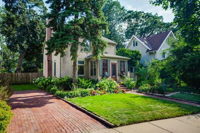 156 Arthur Avenue SE, Minneapolis, MN 55414